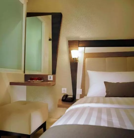 호텔 Neo Kuta Jelantik