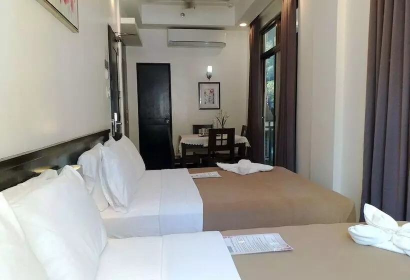 בית מלון כפרי One Crescent Place