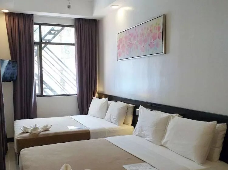 בית מלון כפרי One Crescent Place