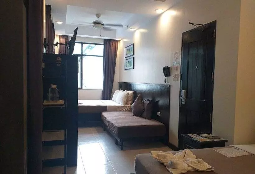 בית מלון כפרי One Crescent Place