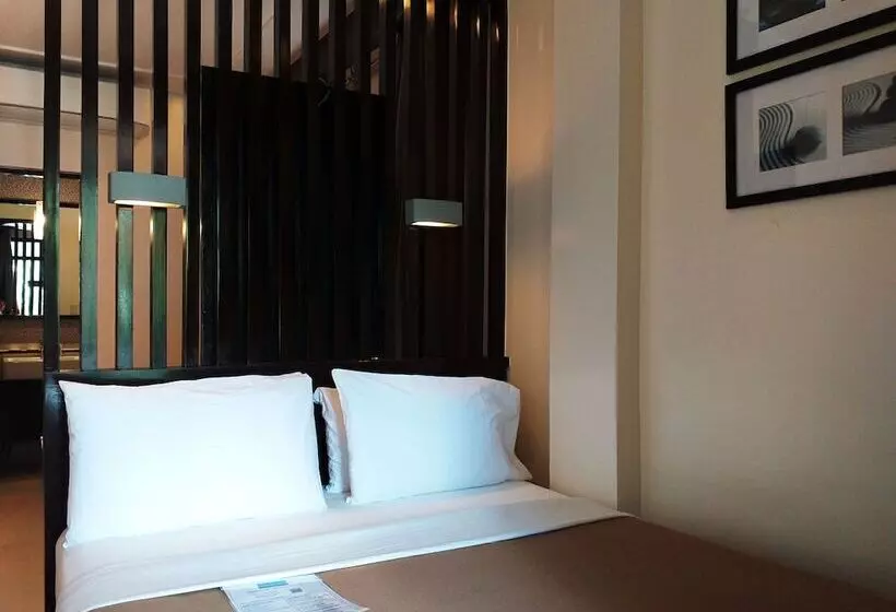 בית מלון כפרי One Crescent Place