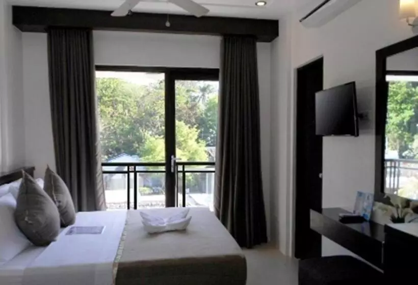 בית מלון כפרי One Crescent Place