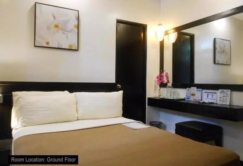 בית מלון כפרי One Crescent Place