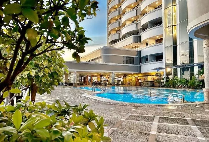 Planet Holiday Hotel & Residence