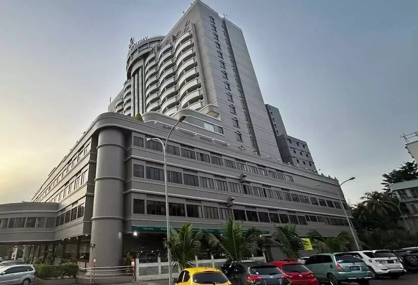 Planet Holiday Hotel & Residence