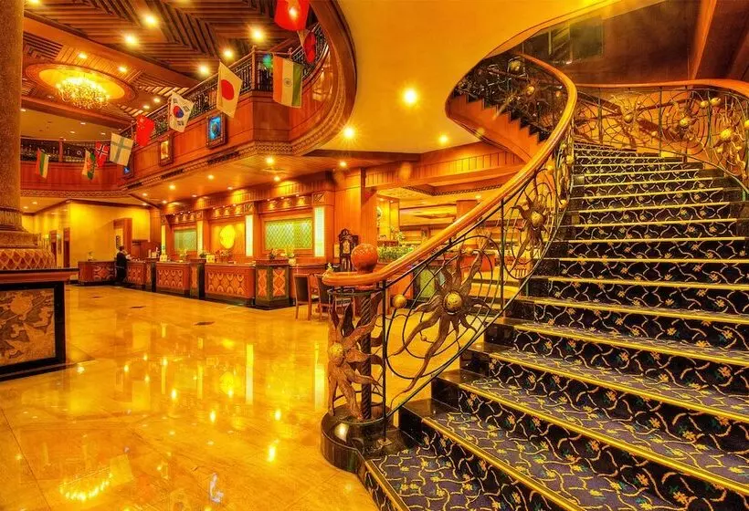 Planet Holiday Hotel & Residence