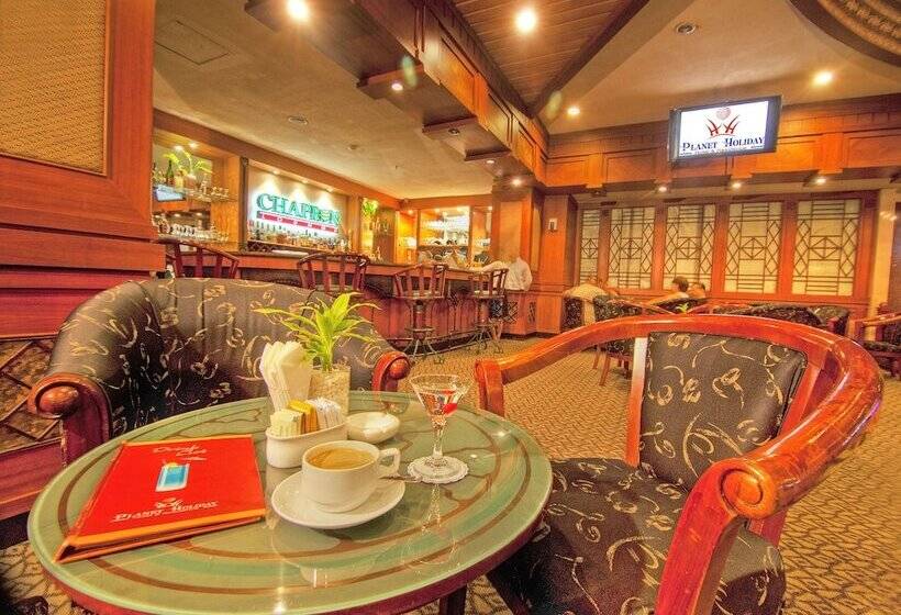 Planet Holiday Hotel & Residence