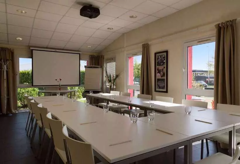 Sure Hotel By Best Western Nantes Saint Herblain