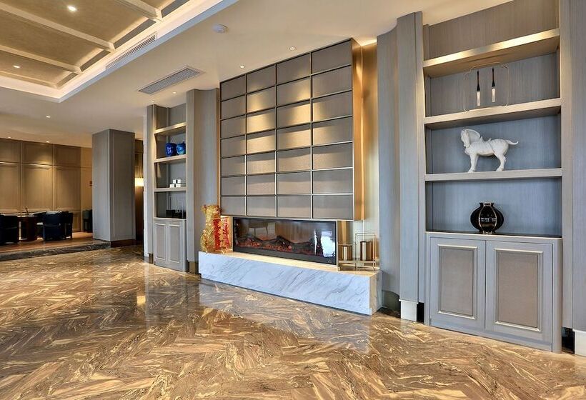 Отель Byland Star