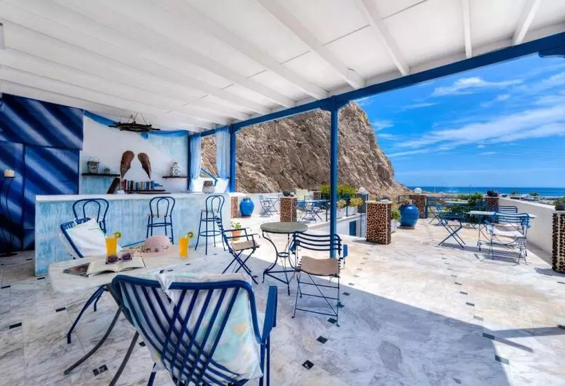 Onar Rooms & Studios