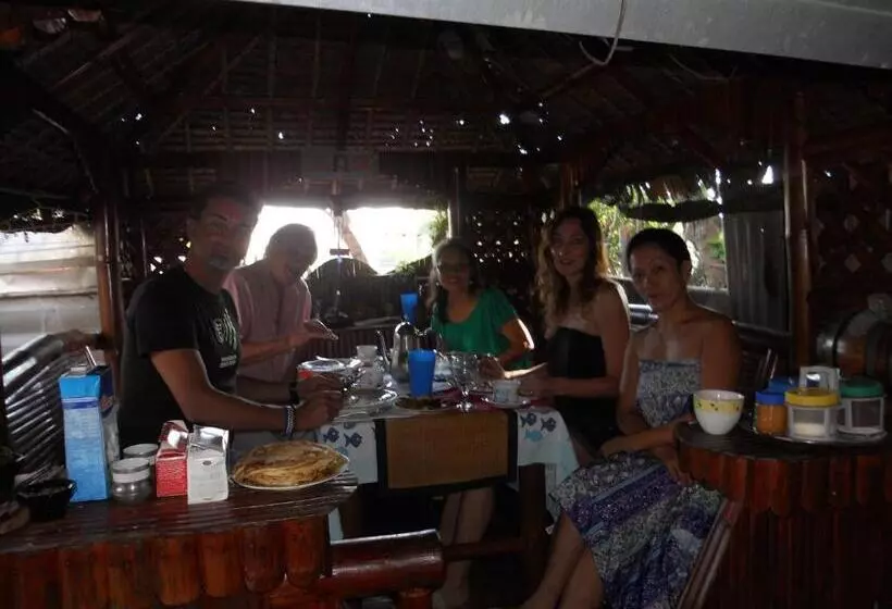 Aamiaismajoitus (B&B) Guesthouse Cavite