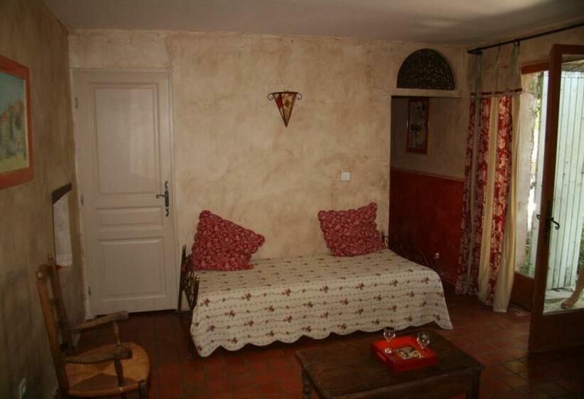 Bed and Breakfast Le Jas Des Nevières