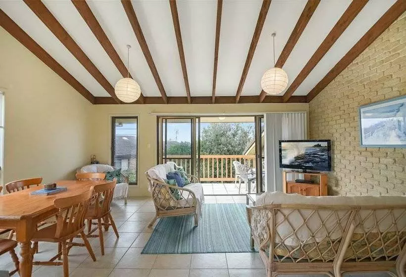 Galleries 3   3/28 Peregian Esplanade