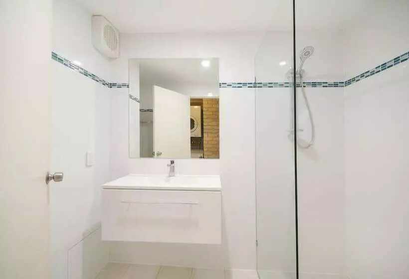 Galleries 3   3/28 Peregian Esplanade