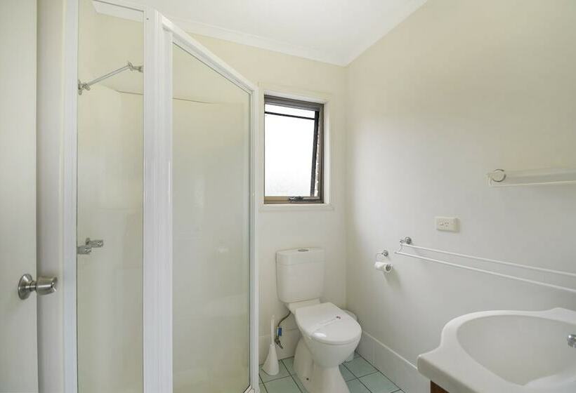 Galleries 3   3/28 Peregian Esplanade