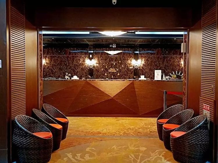 هتل Mayer Inn