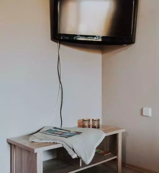 پانسیون Kevade Guesthouse With Sauna