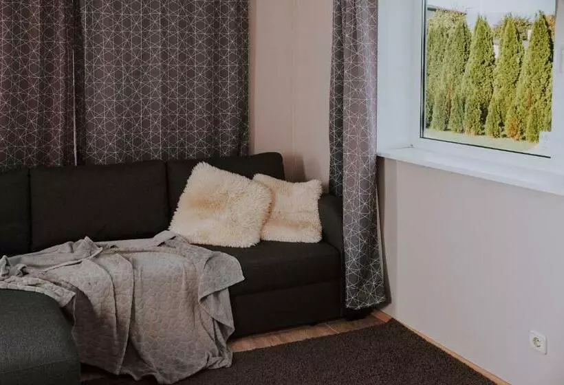 پانسیون Kevade Guesthouse With Sauna