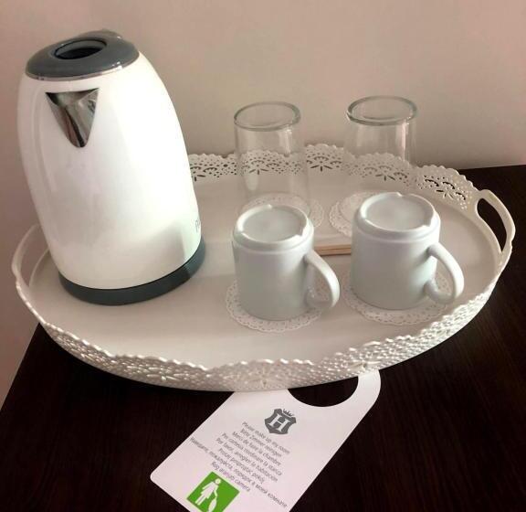 پانسیون Red House Family