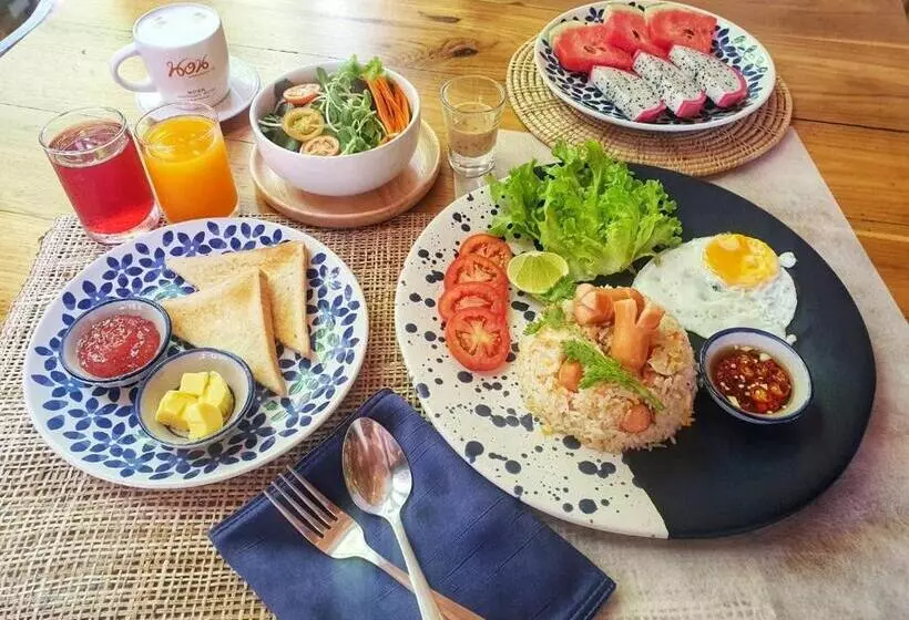 リゾートホテル Norn Talay Surin Beach Phuket