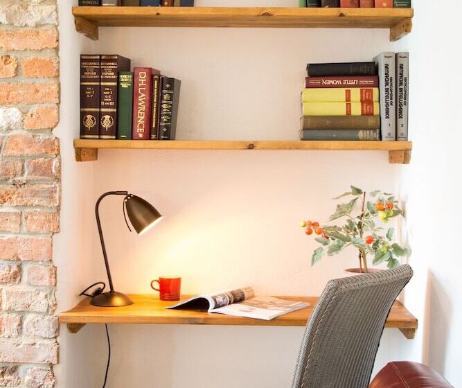 簡易ホテル Old Swan