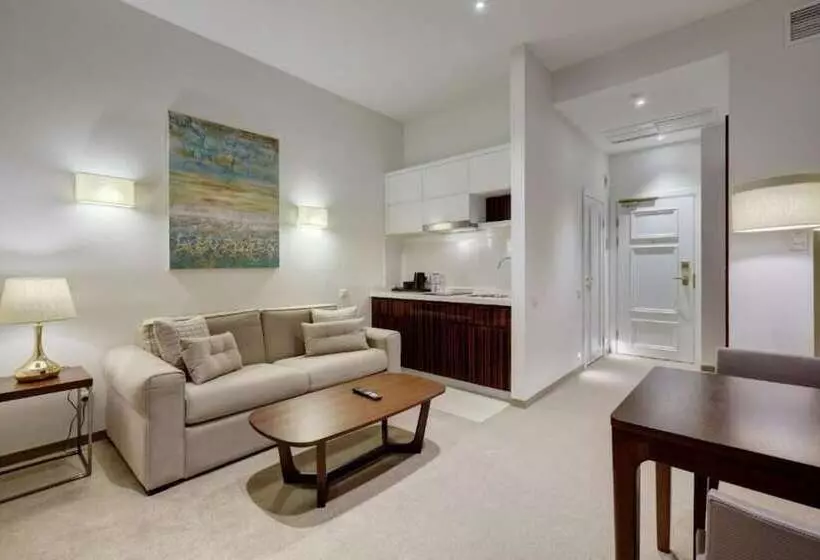 ホテル Apartments By Palmira Business Club