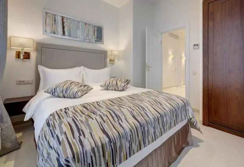 ホテル Apartments By Palmira Business Club