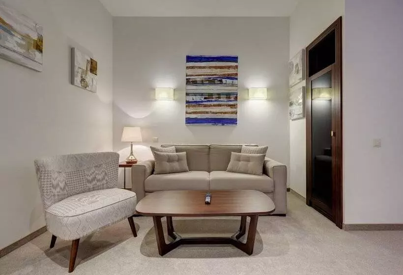 ホテル Apartments By Palmira Business Club