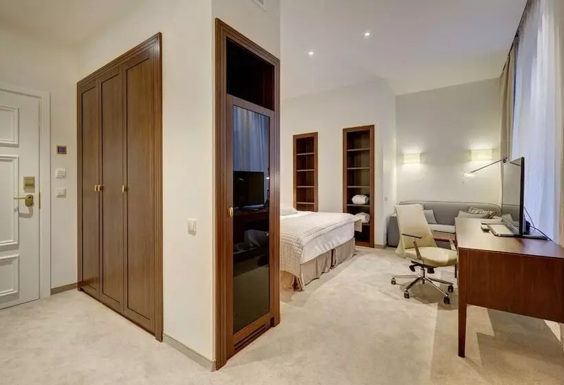 ホテル Apartments By Palmira Business Club