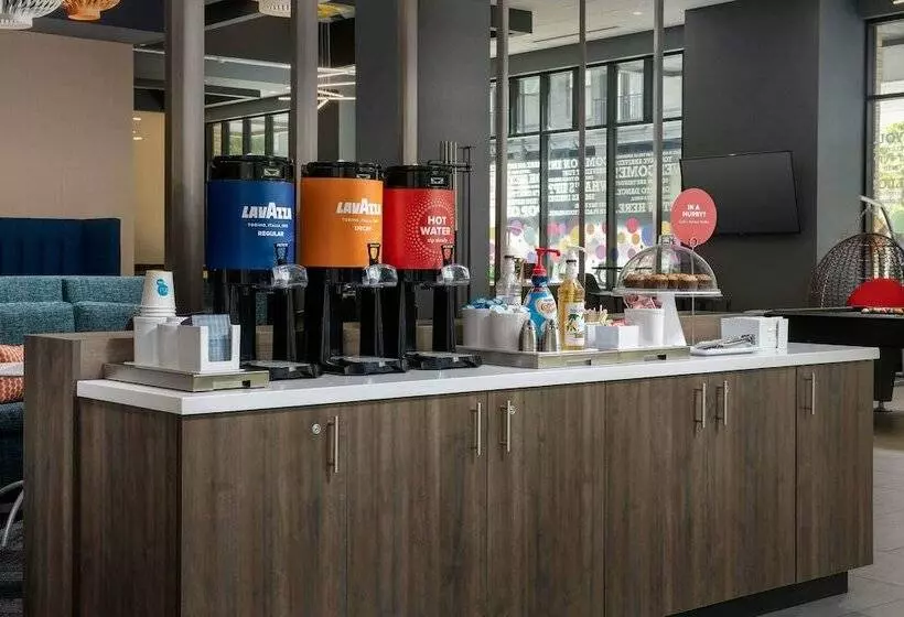هتل Tru By Hilton Nashville Downtown Convention Center