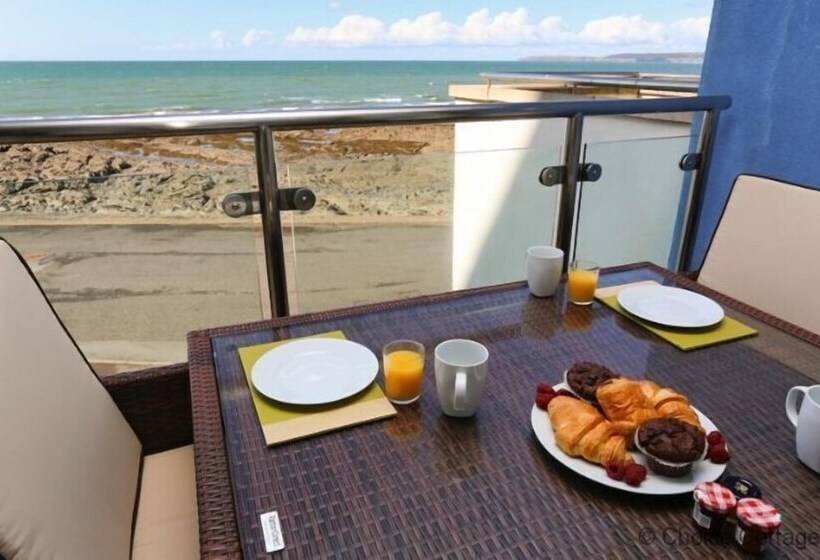 Westward Ho Horizon View 17 2 Bedrooms