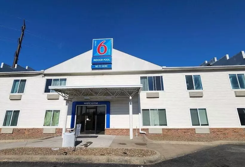 ホテル Studio 6 Altoona Ia Des Moines East