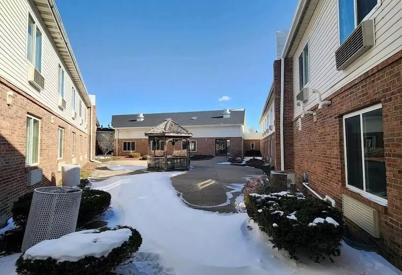 ホテル Studio 6 Altoona Ia Des Moines East