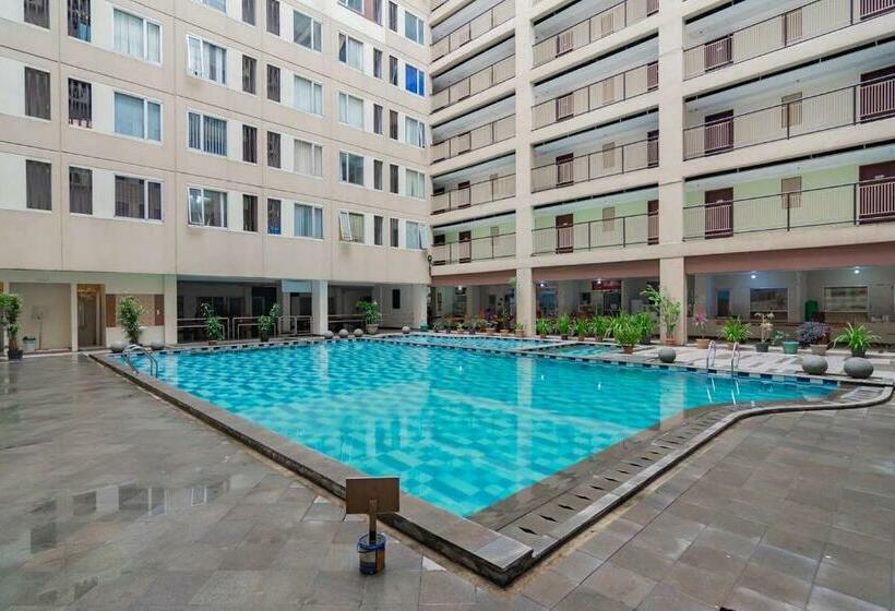 ホテル Redliving Apartemen Emerald Tower Bion Apartel Tower South