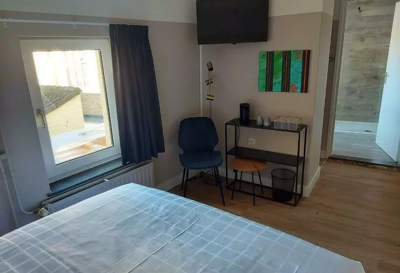 Hotelli De L Empereur