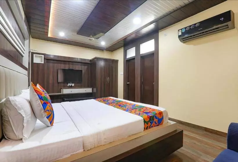 Fabhotel Saumendra
