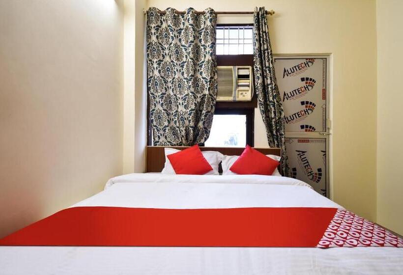 هتل O Pragati Inn