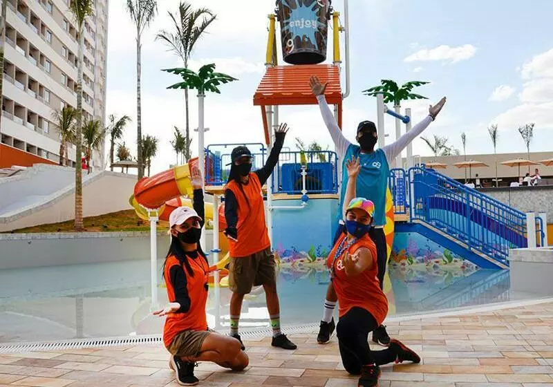 هتل Solar Das Aguas Park