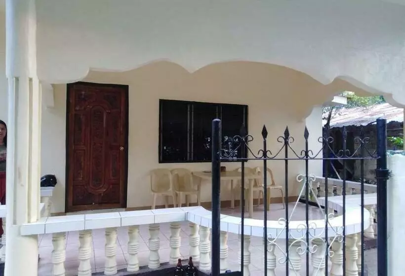پانسیون Fontelo Bungalow Guest House