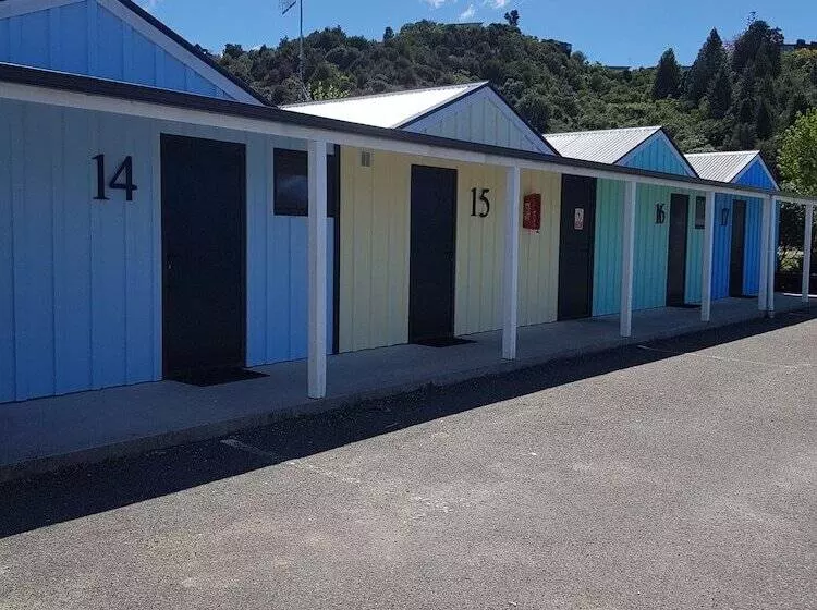 Lomakeskus Kaiteriteri Reserve Cabins
