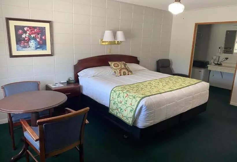 The Madison Inn Motel