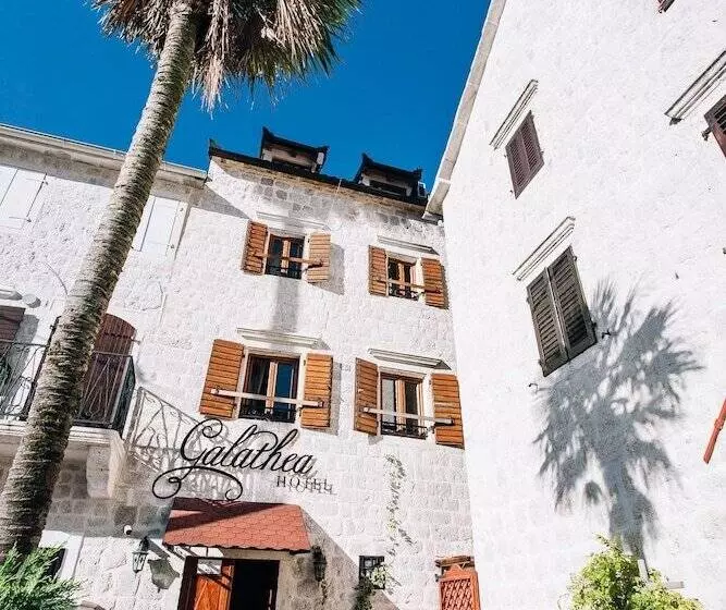 هتل Galathea