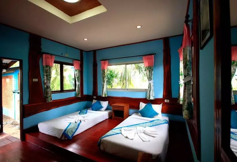 فندق Baan Po Ngam Resort