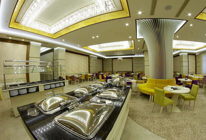 ホテル Golden Palace Tsakhkadzor