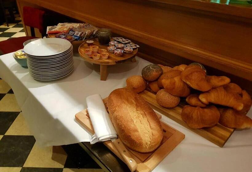 בית מלון כפרי Munten