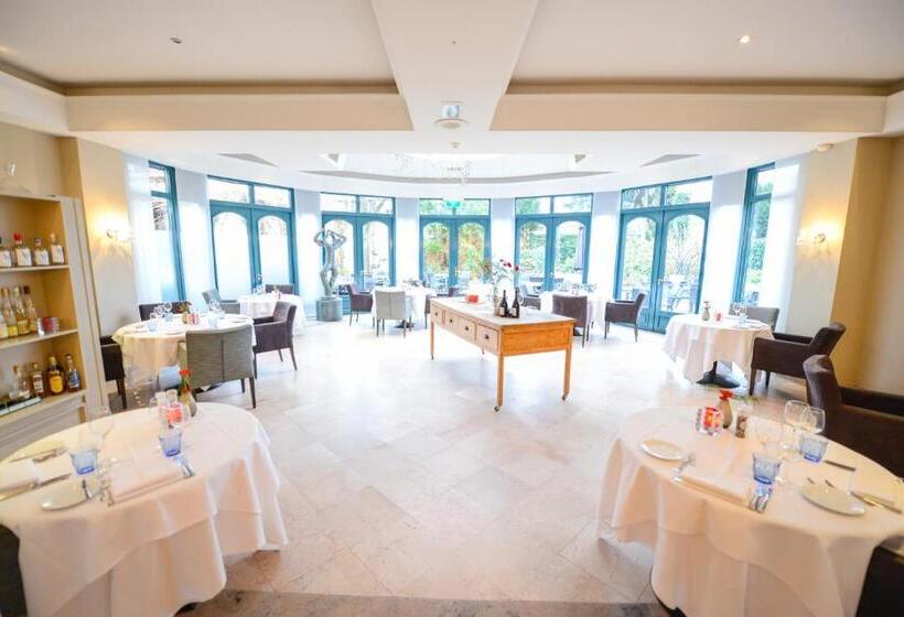 בית מלון כפרי Munten