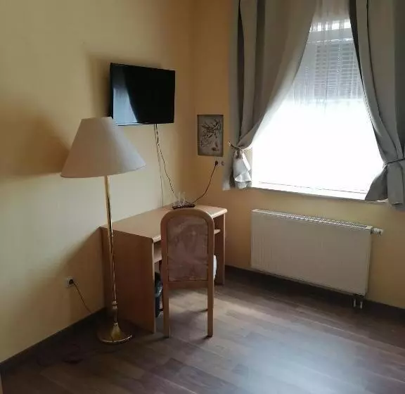 ホテル Pension Kuehnauer Hof