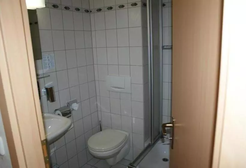 ホテル Pension Kuehnauer Hof