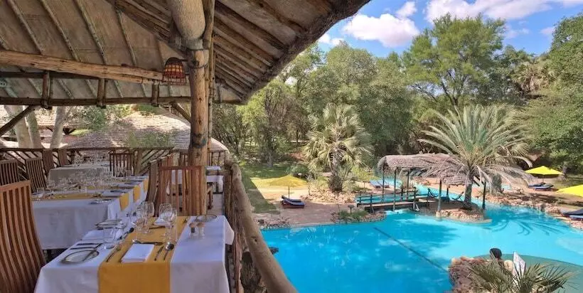 هتل Sarova Shaba Game Lodge