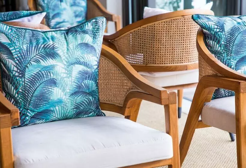 Seasense Boutique Hotel & Spa